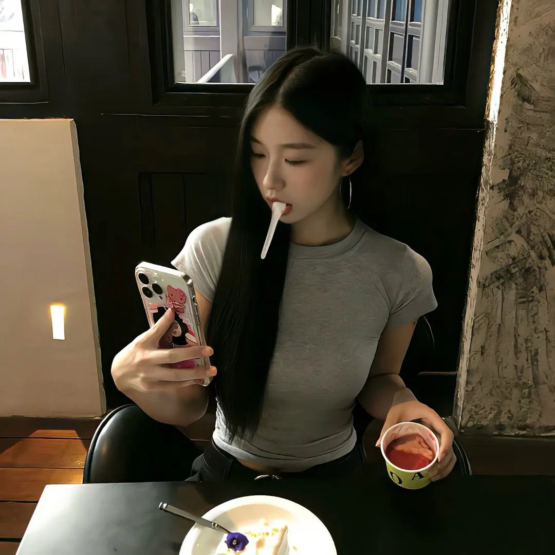 华灯艳舞